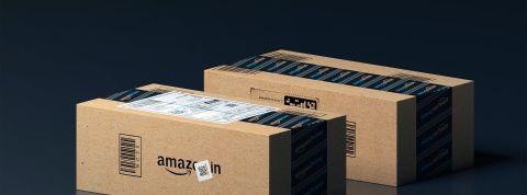 Amazon a enregistré jeudi sa première perte trimestrielle en sept ans, faisant chuter son action de plus de 10% Cartons Amazon