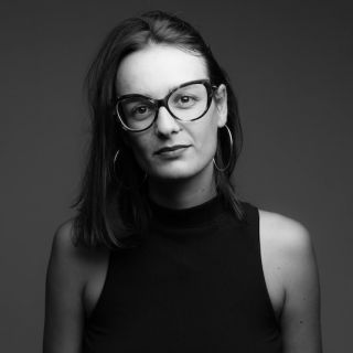 elsa ferreira portrait de femme en noir et blanc