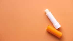 Tube de baume à lèvres