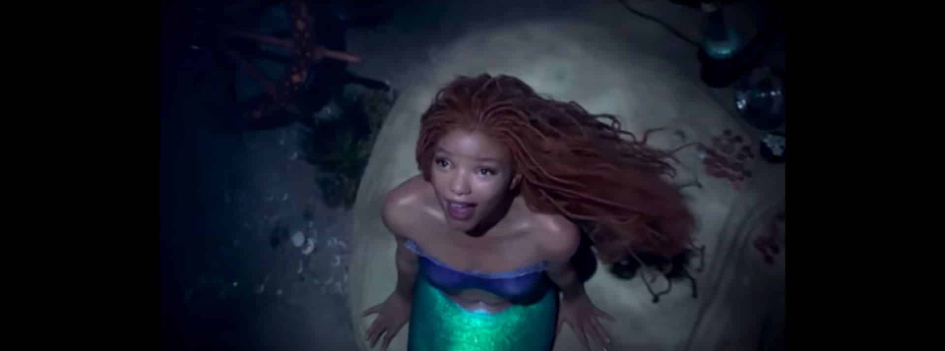 Une vidéo « blanchissant » le personnage du film la petite sirène bannie de Twitter pour pratique raciste - L'ADN La Petite Sirène incarnée par Halle Bailey