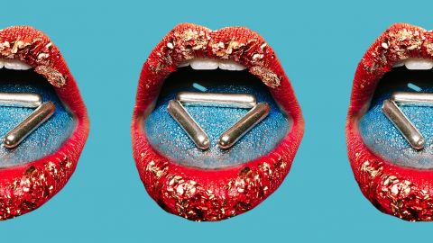 3 bouches avec pilules argent