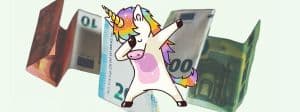 Une licorne qui dab et des billets de 10, 20, 100 euros en fond
