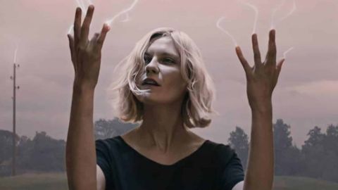 Kirsten Dunst dans Melancholia de Lars von Trier