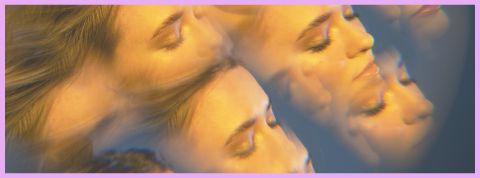 Comment la tech peut-elle aider la santé mentale ? Un visage de femme dédoublé plusieurs fois