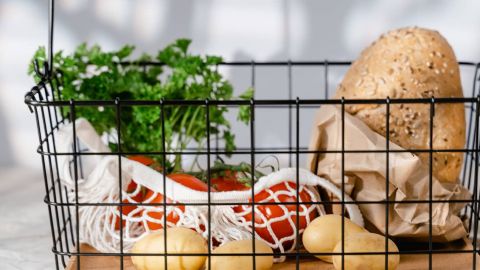 Un panier de produits frais