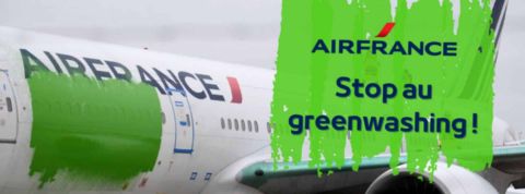 Accusé de Greenwashing : Air France suspend son option « Environnement » suite à une pétition Avion Air France avec la mention : Stop au Greenwashing
