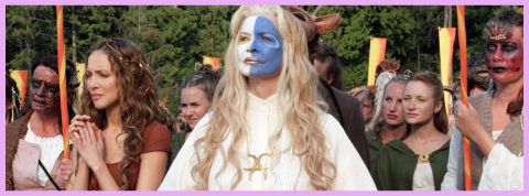 Qui sont les nouveaux chemineurs ? Une femme chamane