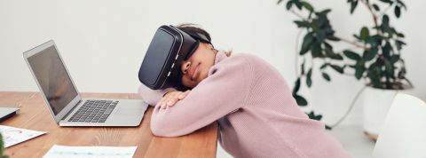 pexels-fauxels-3183135