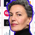 Une boomer sur fond de logos de cryptos