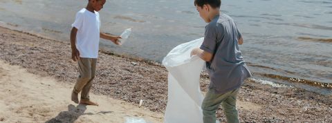 Jeune-envrionnement-ecoanxiete Jeune-envrionnement-ecoanxiete