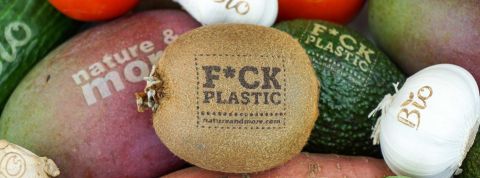 Venue de Suède la technique du « natural branding » (marque naturelle) vise à réduire les déchets. Fruit et légume marqués à même la peau