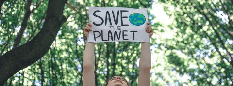 L'ESP lance la première édition de Com’ for Climate Affiche : Save the planet