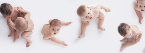 Effective altruism, pro-natalisme… Ces idées qui obsèdent les patrons de la tech Des bébés de toutes races