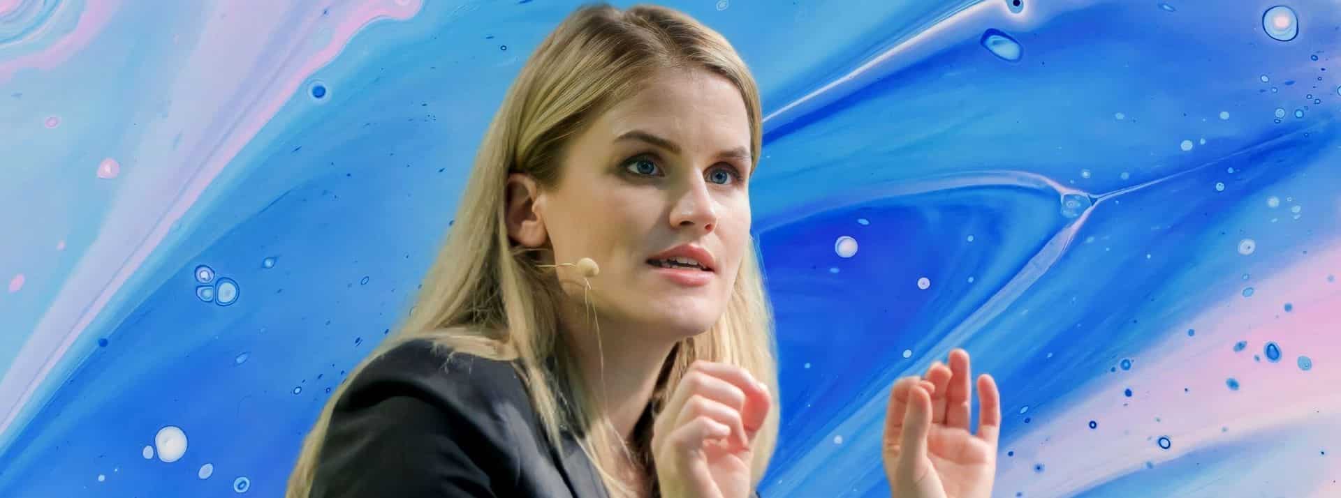 Frances Haugen : "je crains que la santé mentale des adolescents ne soient toujours pas la priorité des plateformes - L'ADN Frances Haugen