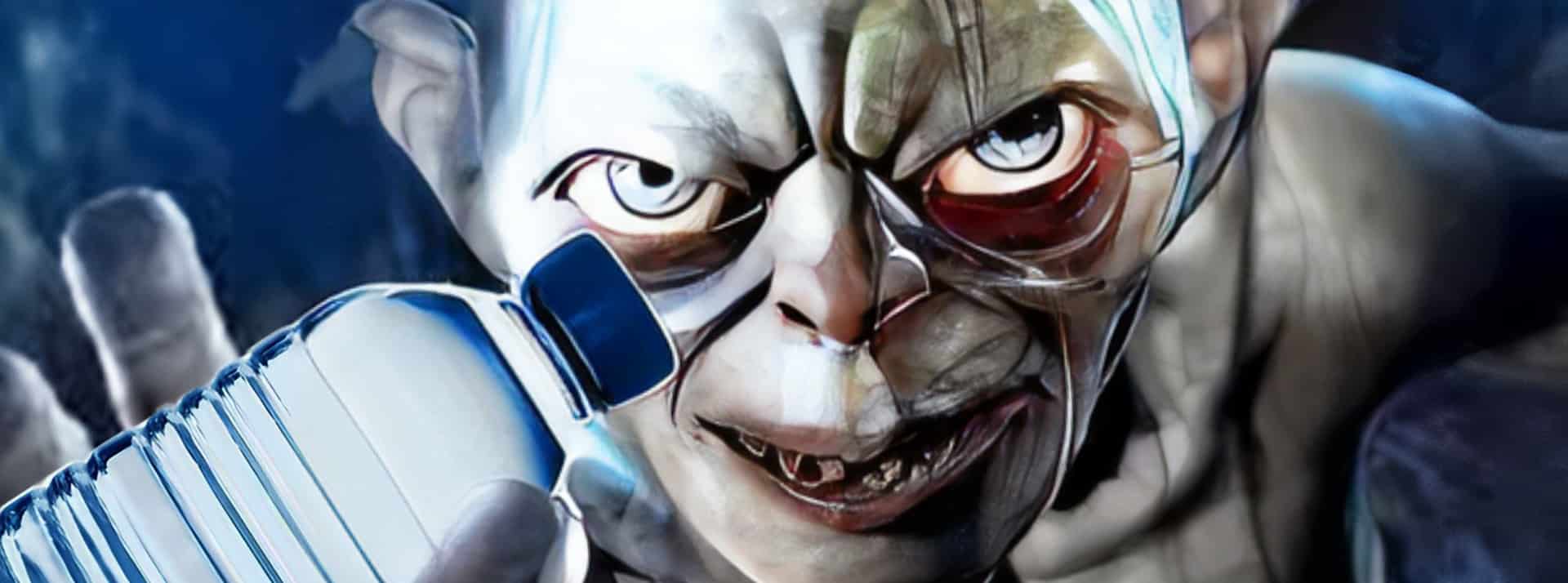 Gollum tient une bouteille d'eau en plastique