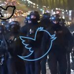 des policiers anti-émeutes