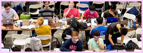 Wild West Tech Des hommes à un hackathon