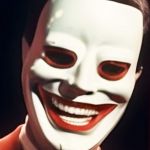 un visage maquillé inquiétant qui sourit.