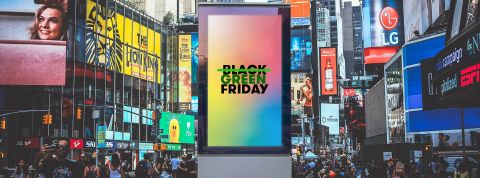 Le Green Friday : consommer moins… mais mieux ! Une aire de shopping avec un panneau qui engage au green friday