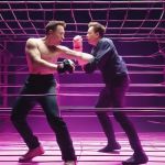 elon contre Sam sur un ring du futur