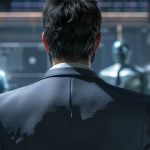 Un homme de dos et des humanoides floutés dans le fond