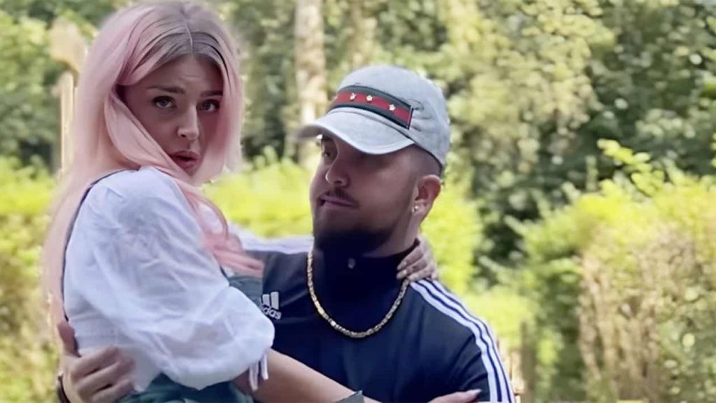 Chansons générées par IA ou comment les idées politiques se mettent en musique