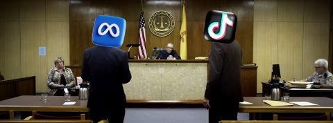 Accusés de nuire à la santé mentale des jeunes, Meta et TikTok dans le viseur de la justice Un juge et deux personnes de dos dont les têtes ont été changées par les logos Meta et TikTok