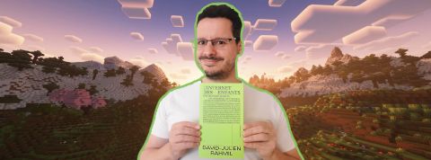 Bonnes feuilles : L'internet des enfants, une histoire secrète de l'Internet qui éduque, amuse et exploite la jeunesse David-Julien Rahmil tenant son livre sur un paysage Minecraft shader