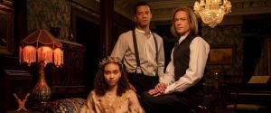 deux vampire très beau entoure une jeune fille