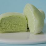 Un mochi au thé matcha