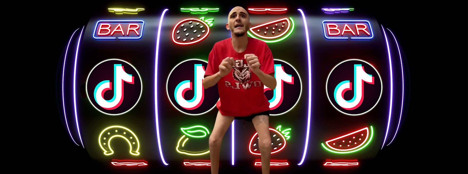 Pour payer leurs frais médicaux, les Américains se tournent vers la « loterie virale » de TikTok - L'ADN Un homme malade très maigre machine à sous avec 4 logos TikTok