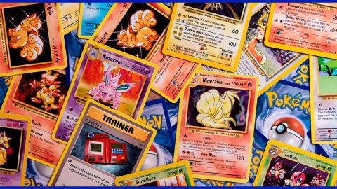 Une série de cartes Pokemon