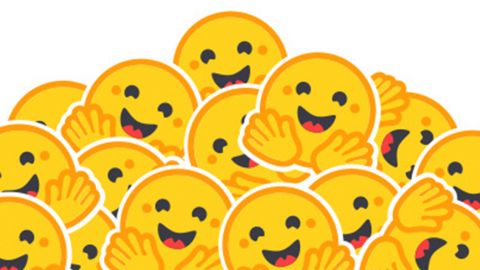 Une montagne d'émojis hugging face