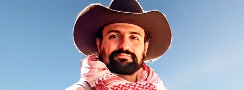 Les clashs contre les climatosceptiques sur X Serge Zaka avec son chapeau