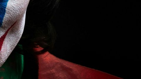 Un bout de visage au maquillage Joker