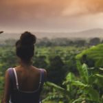 un couple dans la jungle de Bali