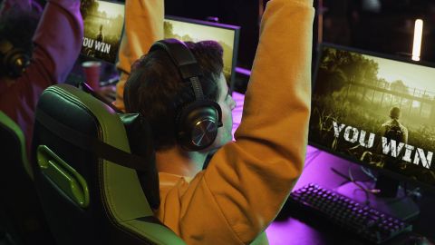 Des gamers gagnent une partie