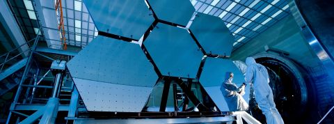 pexels-pixabay-256381 pexels-pixabay-256381