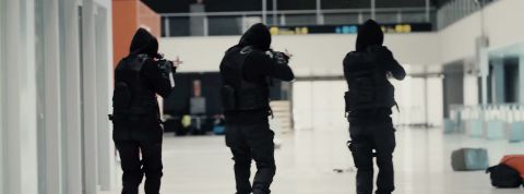 10-09-battle une battle royale dans un aéroport