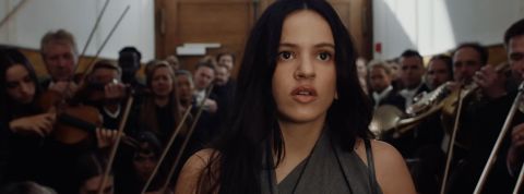Rosalía dans son clip  - Berghain - 
