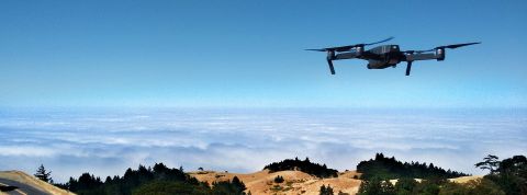 Comment les drones de combat réinventent nos chaînes de production un drone