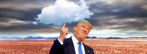 Iran : la théorie du « vol des nuages » refait surface en pleine guerre Trump tient un nuage comme un ballon de baudruche sur une terre craquelée