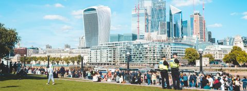L'espace public en voie de disparition ? Vue londonienne d'un parc sur la City