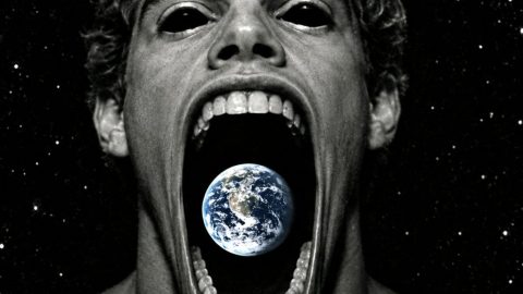 une image noir et blanc de clacular qui mange le monde