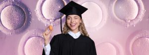 Jeune femme diplomée