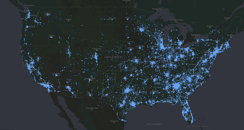 Capture décran 2026-10-02 à 121640 - L'ADN Dark map of the United States densely dotted with light blue points indicating data locations across the country.